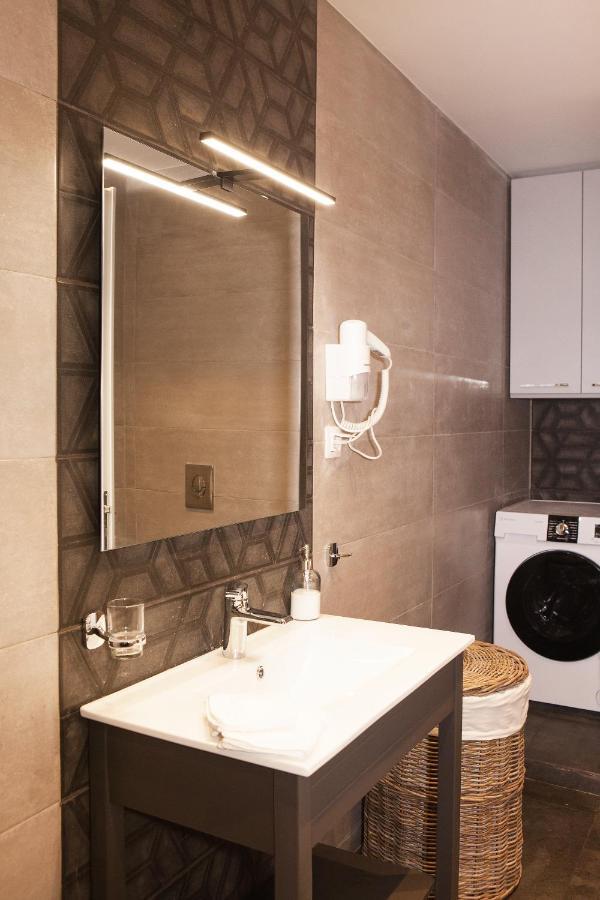 Central Comfy Modern Flat 2 Bedrooms 2 Bathrooms Athen Eksteriør bilde